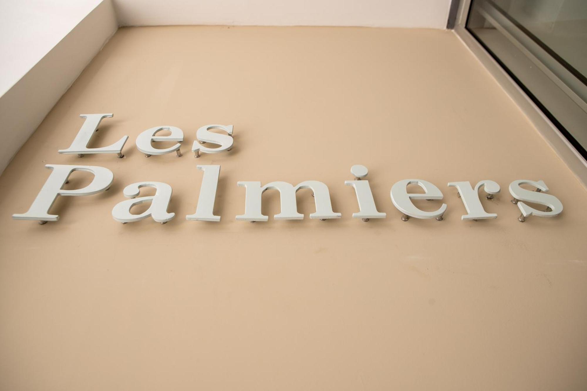 Les Palmiers Boutique & Luxury לרנקה